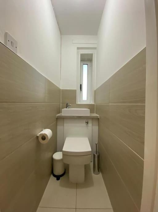 דירות Comfy Entire Flat With City View Balcony In Regents Park, Camden, Central לונדון מראה חיצוני תמונה